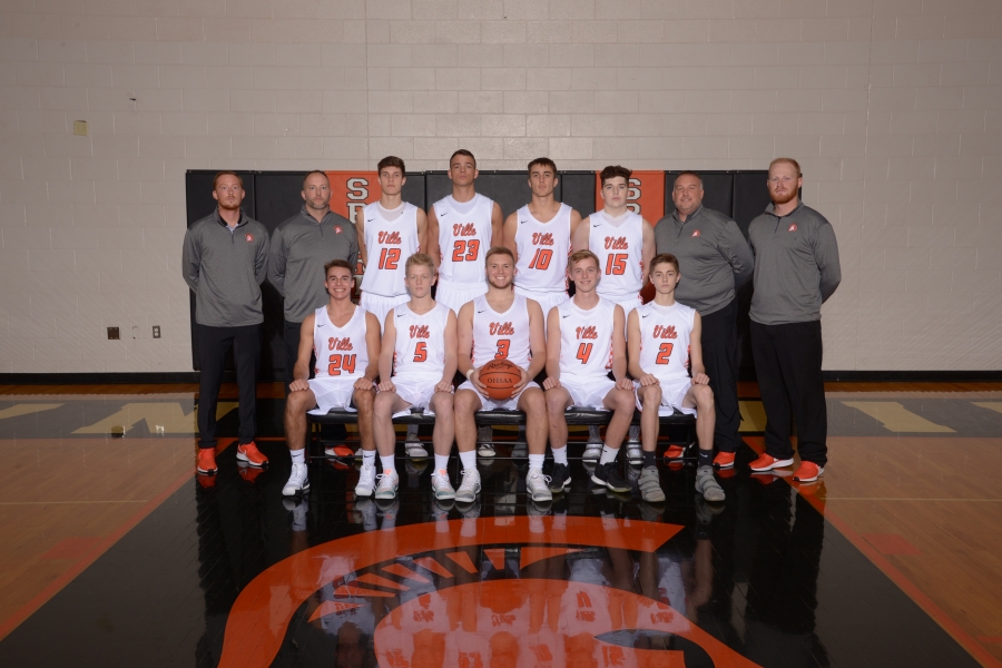 boys basketball team